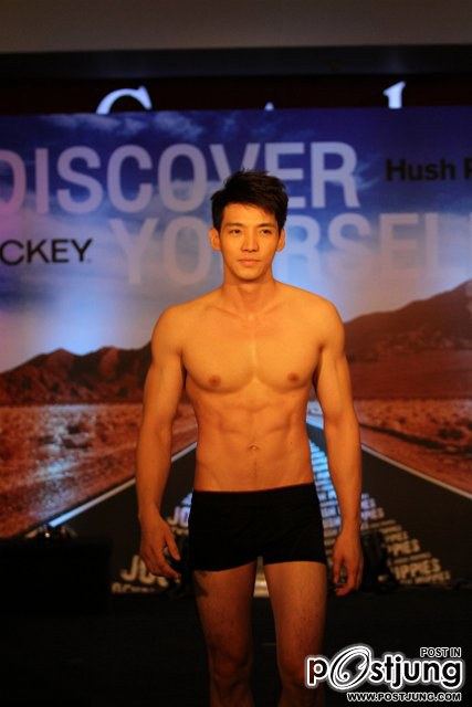 MEN fashion Show
