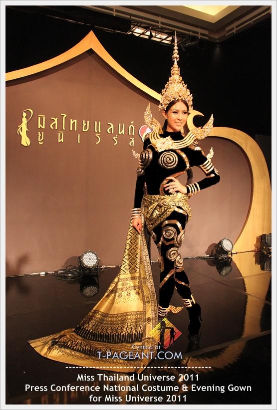 ชุดประจำชาติแบบ 2 !!!