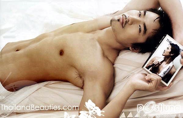 หนุ่มนอนท่า แสนอบอุ่น