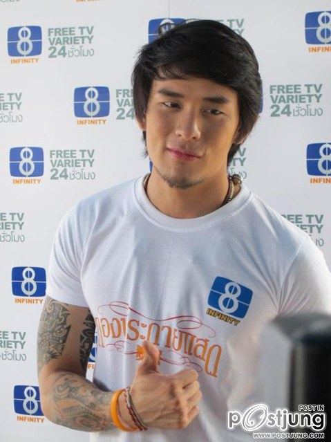 &ldquo;พิงค์กี้&ndash;สาวิกา&rdquo; งานบวงสรวงละคร ทองประกายแสด