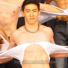 Men Health หนุ่มหุ่นเท่ห์ By Chay-ake