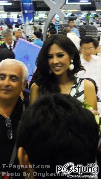 ชัญษร สาครจันทร์ เดินทางเข้าร่วมประกวด MISS UNIVERSE 2011 ที่บราซิล