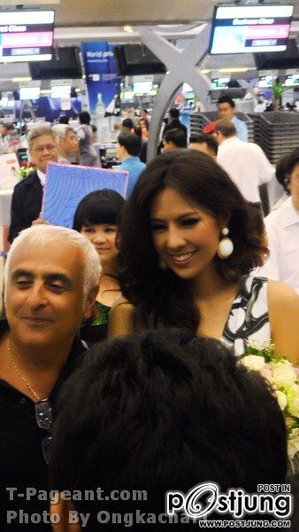 ชัญษร สาครจันทร์ เดินทางเข้าร่วมประกวด MISS UNIVERSE 2011 ที่บราซิล