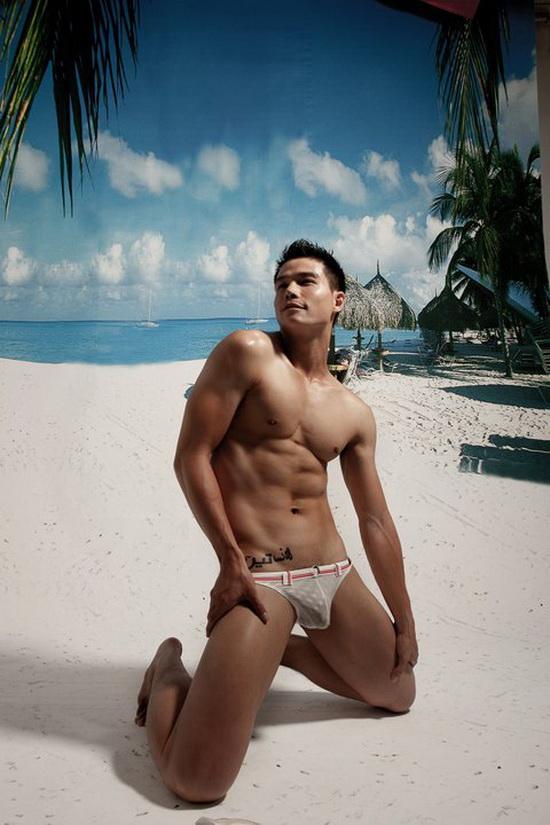 Tien Doan ...so hot & sexy