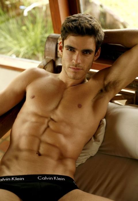 เสิร์ฟฝรั่งเซ็กซี่เที่ยงนี้