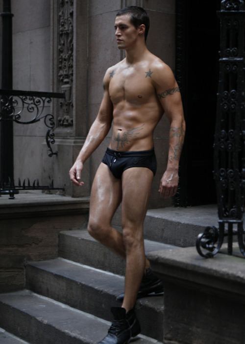 เสิร์ฟฝรั่งเซ็กซี่เที่ยงนี้