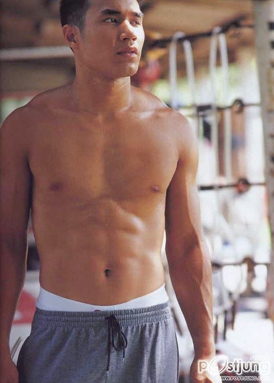 ดอม เหตระกูลดาราหล่อล่ำไม่เปลี่ยน