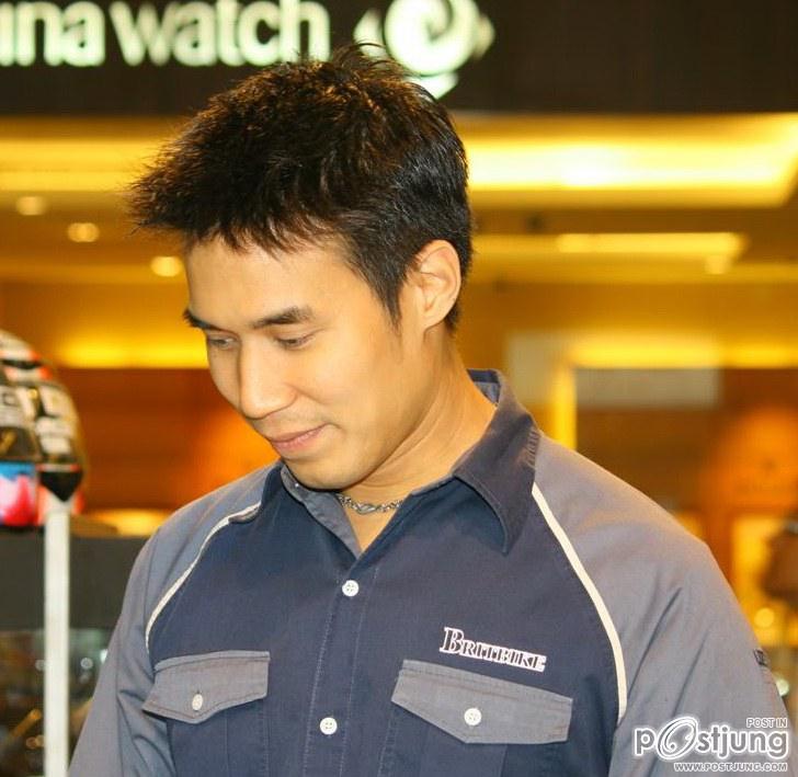 ดอม เหตระกูลดาราหล่อล่ำไม่เปลี่ยน