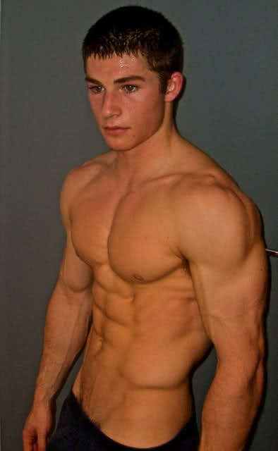 ยั่วยวนใจหนุ่มฝรั่งหุ่นล่ำ