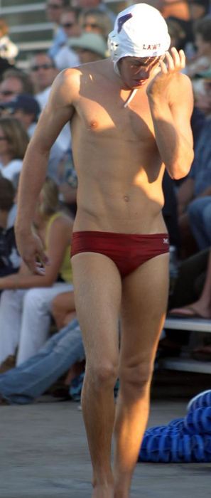 วัยรุ่นฝรั่งกล้ามแน่นๆ