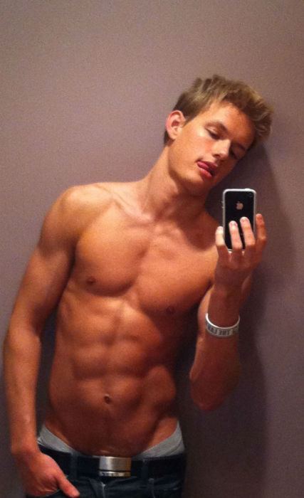 ยังไม่เบื่อโพสเรื่อยๆ