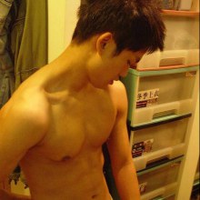 ตี๋น้อยในห้องส่วนตัว คริๆ  By Chay-ake