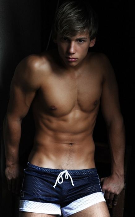 หยุดโพสได้ไงน่ากินขนาดนี้