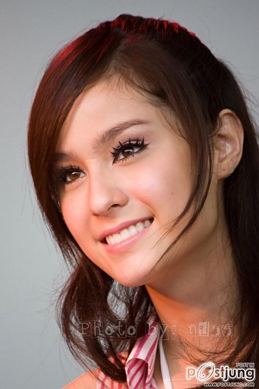 ตาคมมากค่าาา