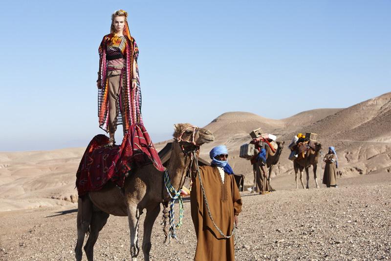 ไฮแฟชั่น กับ อูฐ ในทะเลทราย ที่ โมรอกโก