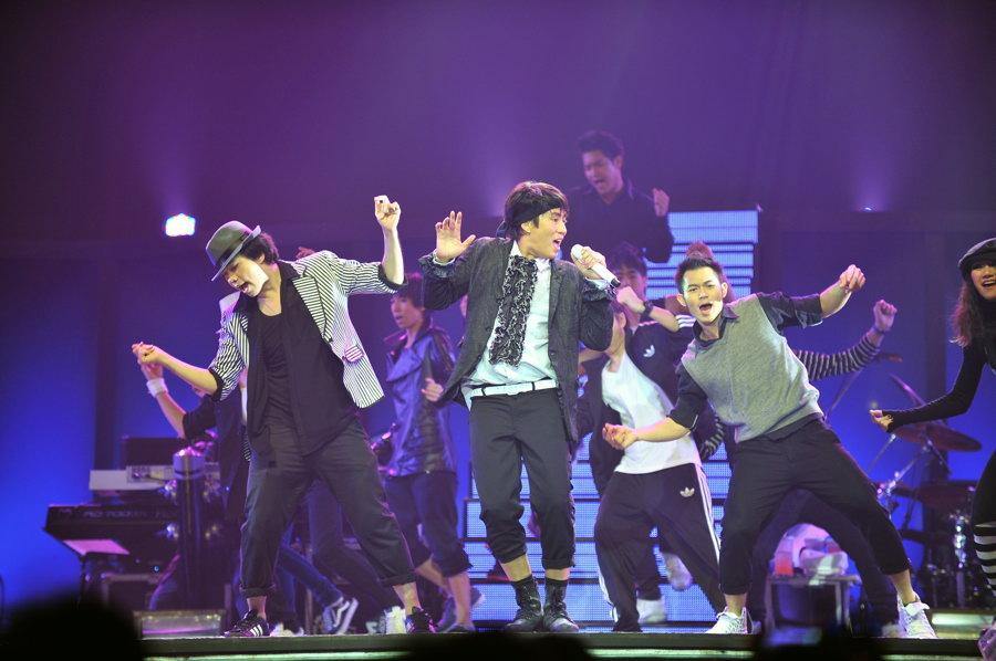 คอนเสิร์ต เบิร์ด อาสาสนุก Encore Plus