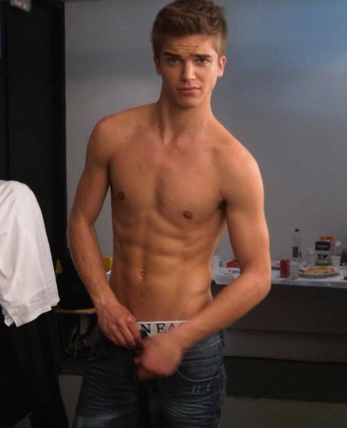 สัดส่วนเซ็กซี่