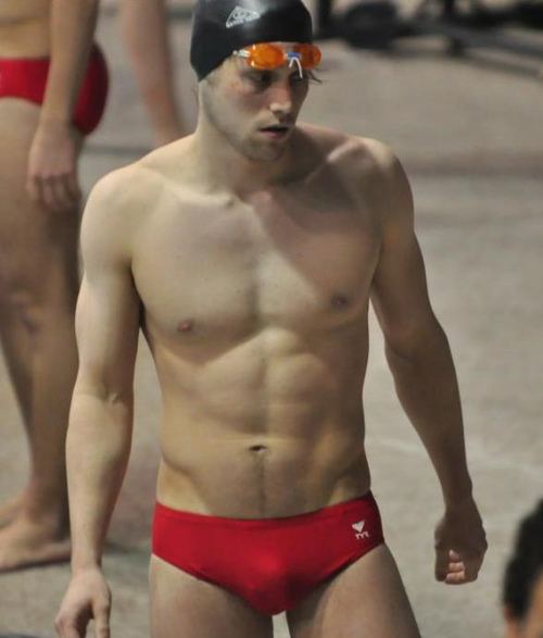 หุ่นนักกีฬา