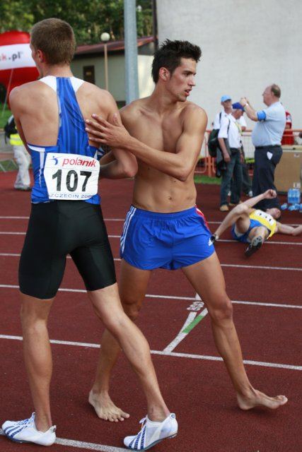 หุ่นนักกีฬา