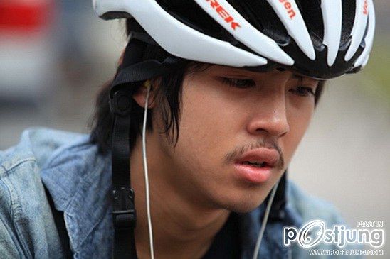 พีช วงออกัส