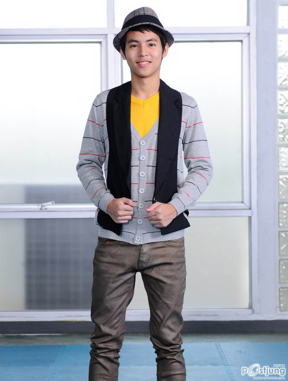 พีช วงออกัส