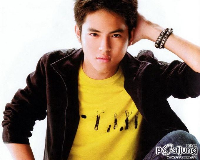 พีช วงออกัส