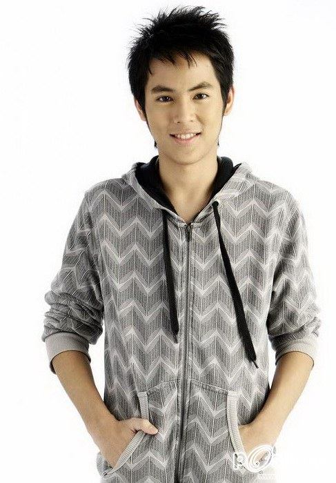 พีช วงออกัส