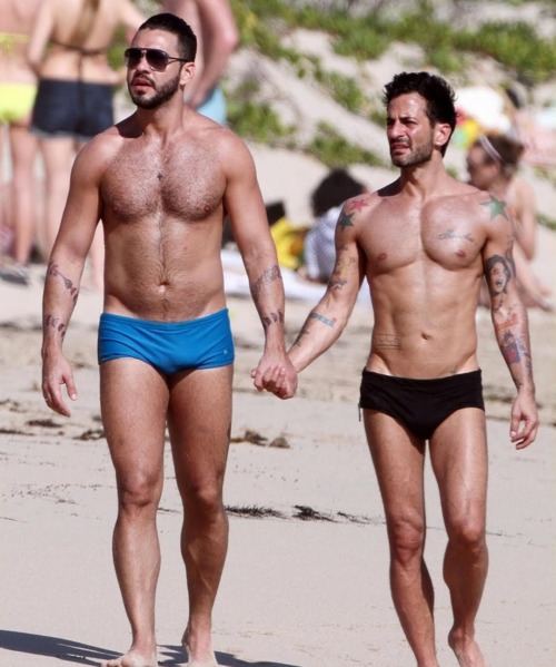 หนุ่มฝรั่งเขาหุ่นดีกันน่าอิจฉาเนอะ