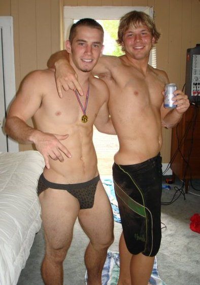 หนุ่มฝรั่งเขาหุ่นดีกันน่าอิจฉาเนอะ