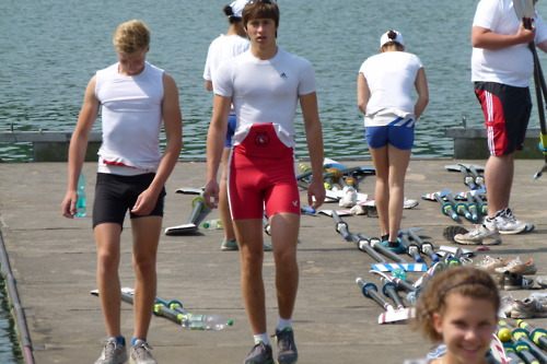 หนุ่มฝรั่งเขาหุ่นดีกันน่าอิจฉาเนอะ