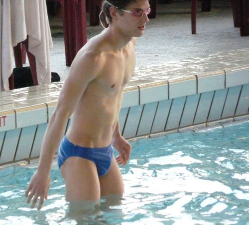 หนุ่มฝรั่งเขาหุ่นดีกันน่าอิจฉาเนอะ