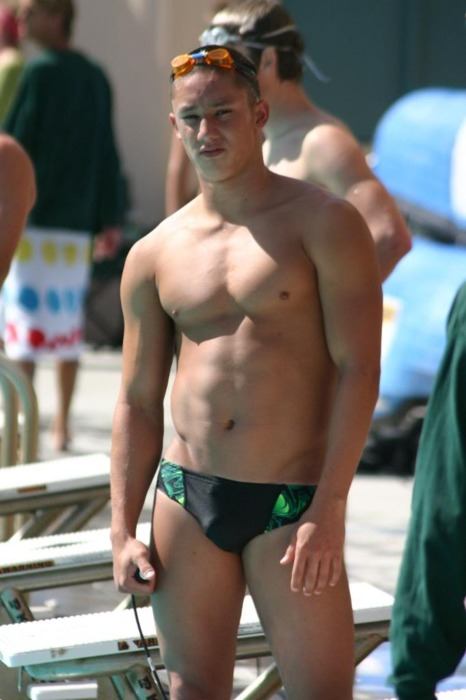 หนุ่มฝรั่งเขาหุ่นดีกันน่าอิจฉาเนอะ