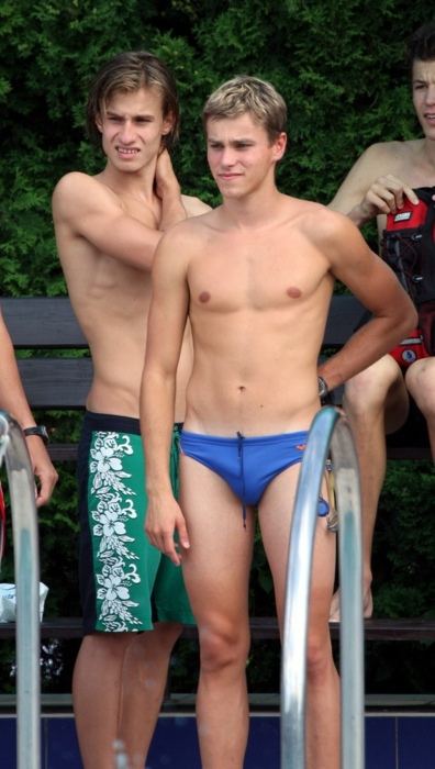 หนุ่มฝรั่งเขาหุ่นดีกันน่าอิจฉาเนอะ