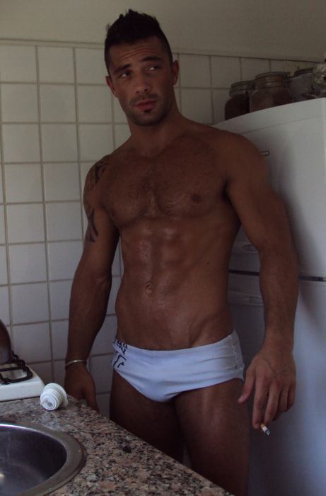 หนุ่มฝรั่งเขาหุ่นดีกันน่าอิจฉาเนอะ