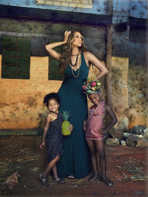 ไฮแฟชั่น คาร์เม็น มิรันดา ในชุมชนแออัดของ บราซิล