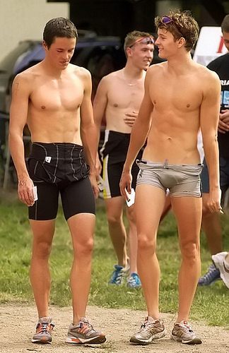 อู้งานมาดูหนุ่มเซ็กซี่กันครับ