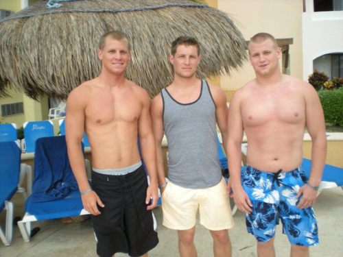 นักกีฬาอาหารชูกำลัง