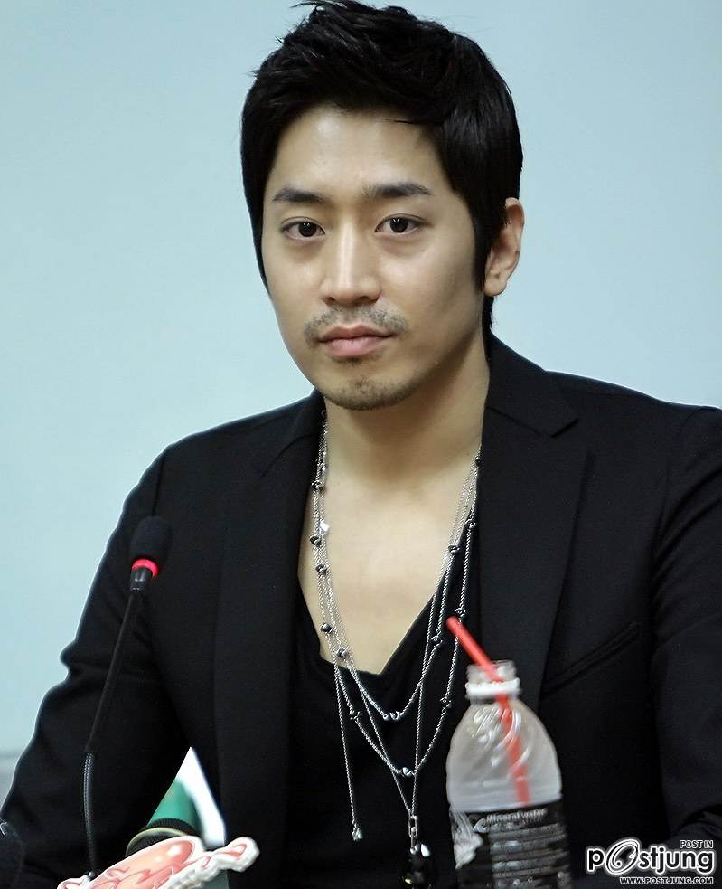 อิริค...วงชินวา หล่อเท่ทะเล้น