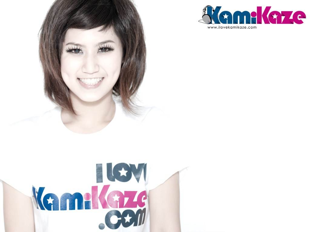 เฟย์ พรปวีณ์ นีระสิงห์