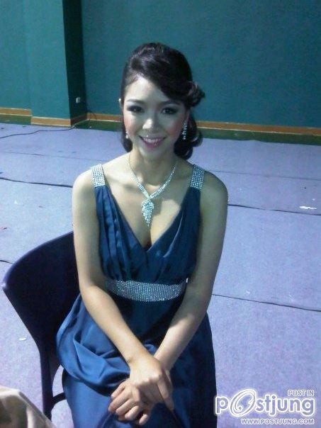 ณ ห้องแต่งตัว