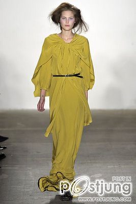 Thakoon(ฐากูล) แบรนด์ไทยในเวทีโลก