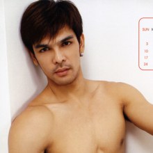 ็HM album กับนายแบบลูกครึ่งครับ