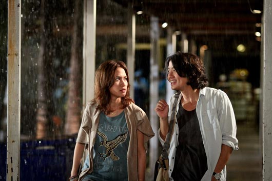 เป้ - พลอย พร้อมใจเทคิว 30+ หนังรักอารมณ์บวกบวก