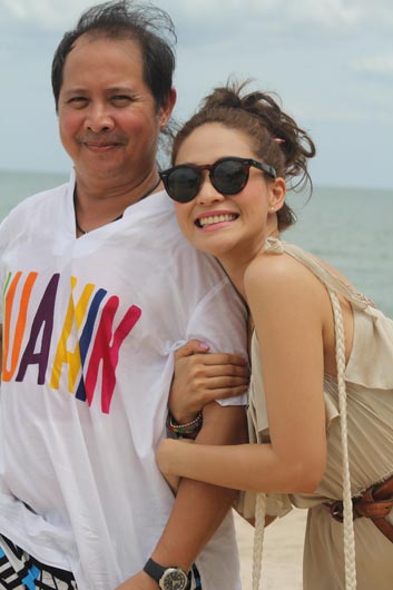 เป้ - พลอย พร้อมใจเทคิว 30+ หนังรักอารมณ์บวกบวก