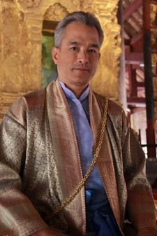 นักแสดง ละคร รอยไหม