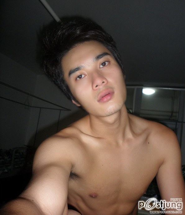 หนุ่มน้อยหน้าใส