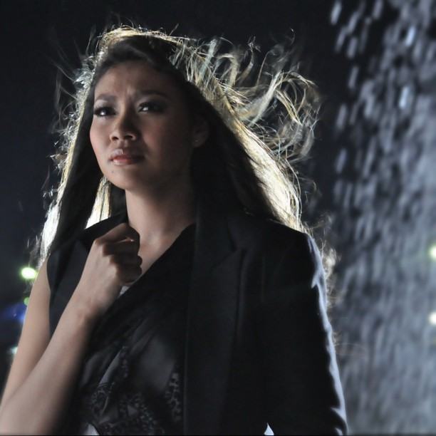 ป๊อก ปิยธิดา ในMV มหัตภัย เศร้ามากๆ