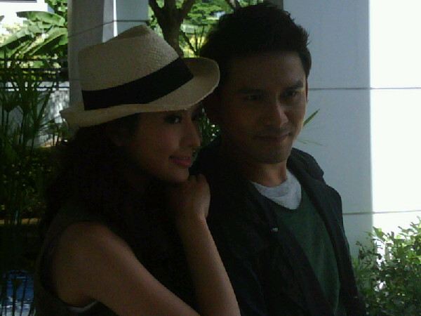 ป๋อ - แอฟ ในงานบวงสรวง "รักประกาศิต ภูชิตย์-นริศรา"