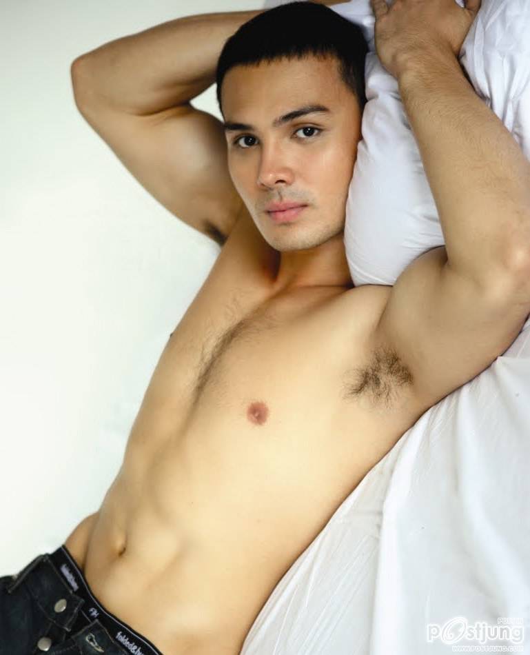 ดาราหนุ่มปินอยเขานิยม ล่ำแบบนี้