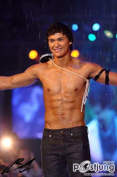 ประกวดบ้านเค้าบ้านเราอยากดู